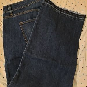 Old Navy 18W Cropped Kick-Flare Jeans